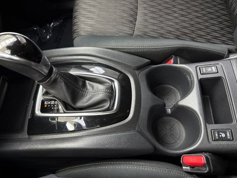 Used 2019 Nissan Rogue S w/ Special Edition Package FWD image 29