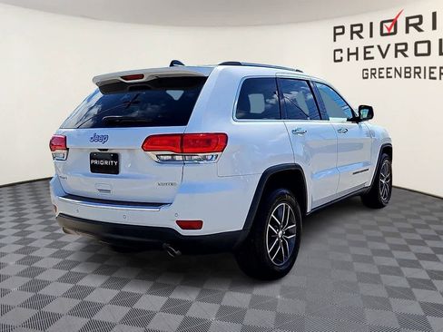 Used 2018 Jeep Grand Cherokee Limited AWD/4WD image 8