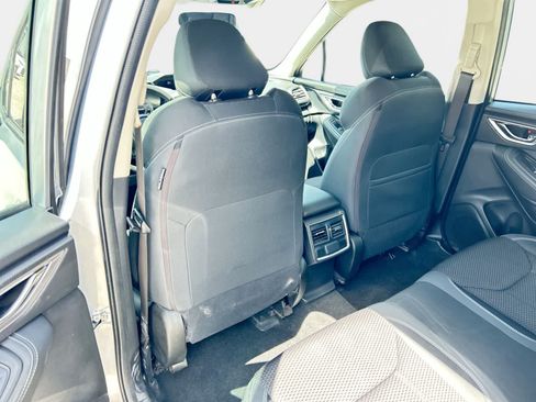 Used 2020 Subaru Forester Premium AWD/4WD image 12