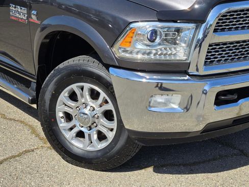 Used 2014 RAM 2500 Laramie w/ Convenience Group image 6