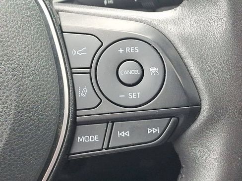 Used 2020 Toyota RAV4 XLE w/ Convenience Package AWD/4WD image 22