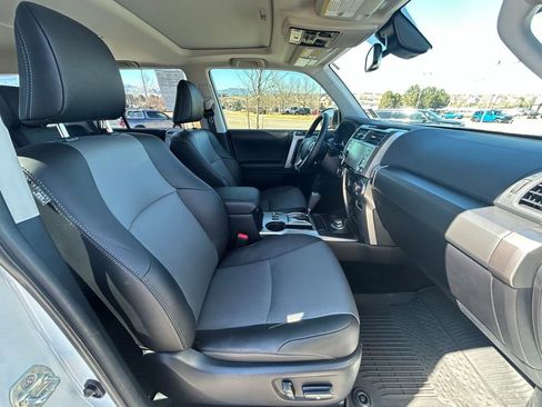 Used 2024 Toyota 4Runner SR5 Premium w/ Moonroof Package image 32