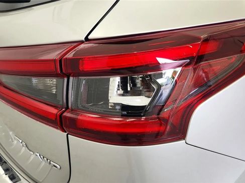Used 2022 Nissan Rogue Sport SL AWD/4WD image 16