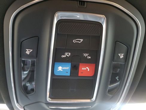 New 2025 Jeep Grand Cherokee L Limited AWD/4WD image 32