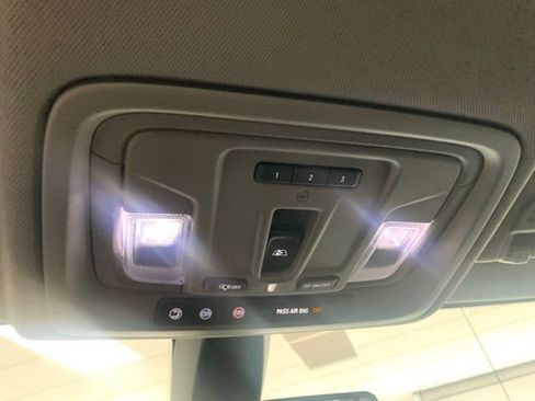 Used 2019 Chevrolet Silverado 1500 RST w/ All-Star Edition AWD/4WD image 19
