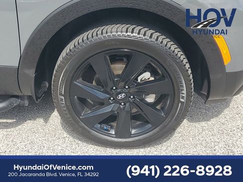 Certified 2023 Hyundai Santa Cruz Night AWD/4WD image 11