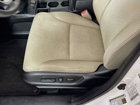 Used 2016 Honda CR-V EX image 18