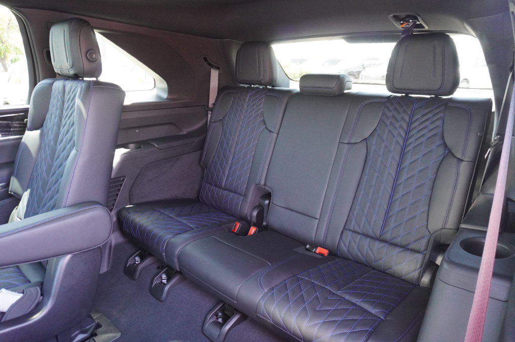 New 2026 Cadillac Escalade IQ Luxury 1 AWD/4WD image 11