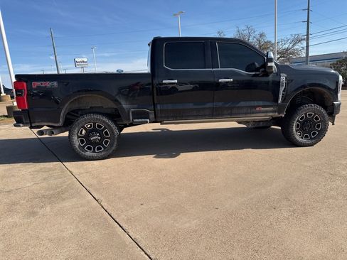 Used 2024 Ford F250 Platinum image 8