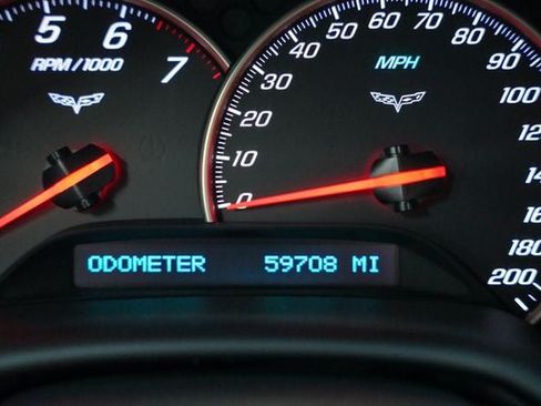 Used 2008 Chevrolet Corvette Coupe w/ Preferred Equipment Group RWD image 5