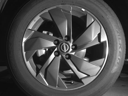 Used 2025 Nissan Rogue SV image 12