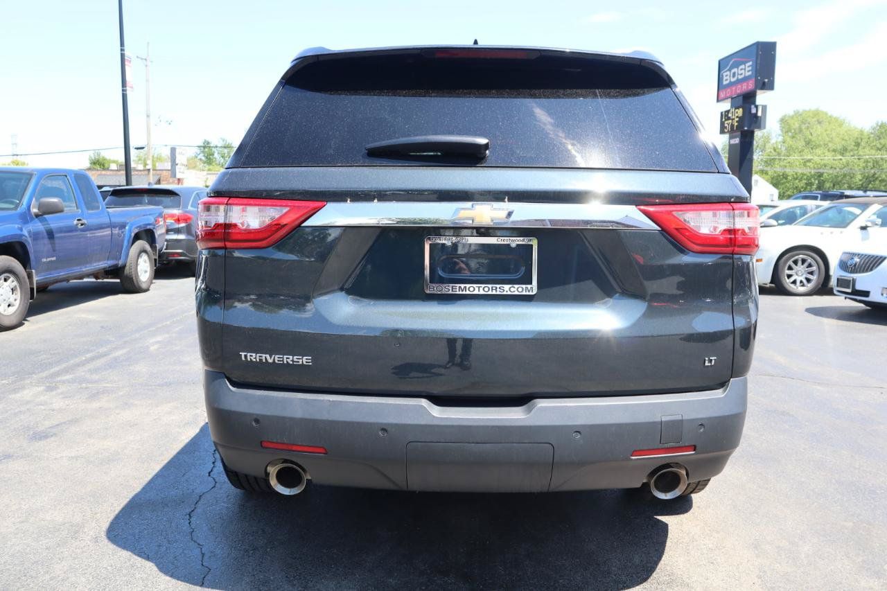Used 2019 Chevrolet Traverse LT FWD image 4