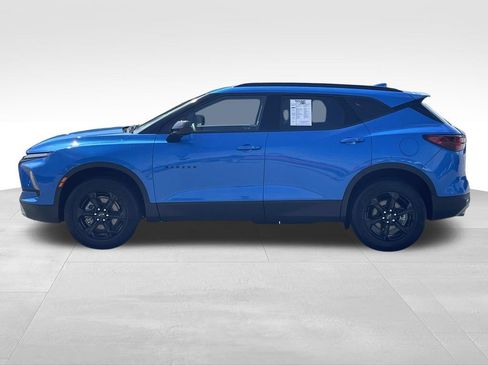 Used 2025 Chevrolet Blazer LT w/ Convenience Package FWD image 7