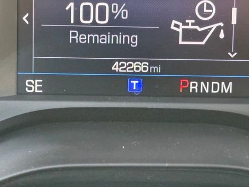 Used 2020 Chevrolet Camaro LT image 13