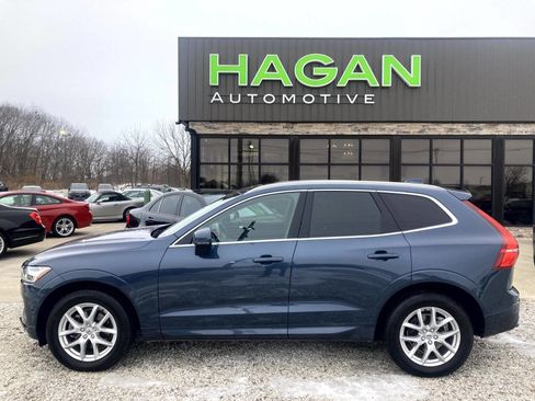 Used 2019 Volvo XC60 T5 Momentum w/ Premium Package image 1