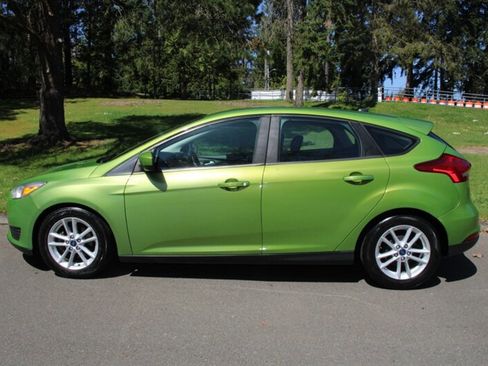 Used 2018 Ford Focus SE FWD image 11