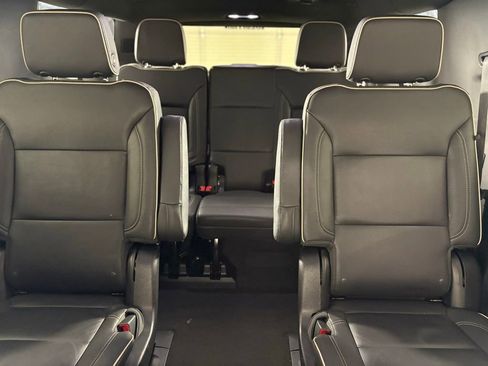 Used 2023 Chevrolet Suburban Premier RWD image 48