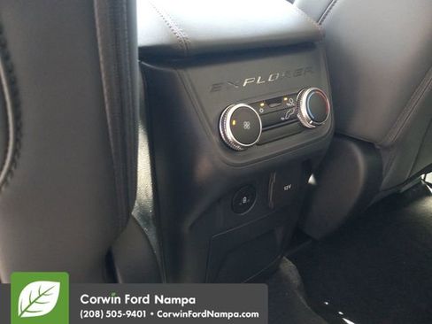 New 2025 Ford Explorer Active w/ Active Comfort Package image 25