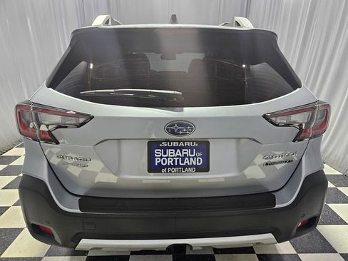 New 2025 Subaru Outback Touring XT w/ Popular Package #2 AWD/4WD image 5