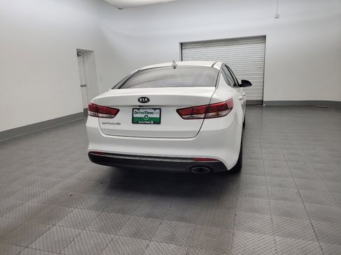 Used 2016 Kia Optima LX FWD image 7