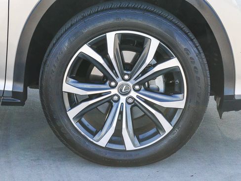 Used 2020 Lexus RX 350L FWD w/ Premium Package image 9