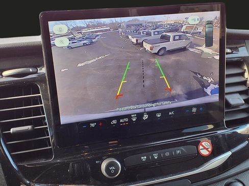 Used 2024 Ford Transit 350 XLT image 11