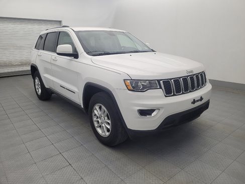 Used 2018 Jeep Grand Cherokee Laredo image 13