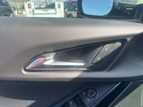 New 2026 Chevrolet Equinox LT FWD image 12