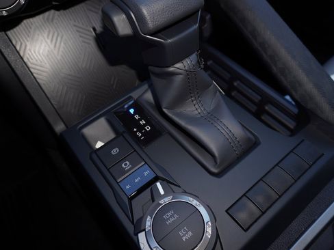 New 2026 Toyota Tacoma SR5 image 15