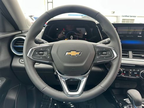 New 2026 Chevrolet Trax LT w/ Driver Confidence Package image 25