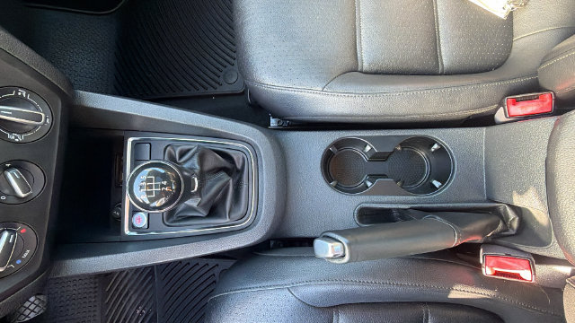 Used 2017 Volkswagen Jetta SE FWD image 26