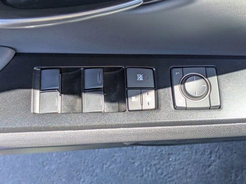 Used 2024 Lexus UX 250h FWD image 15