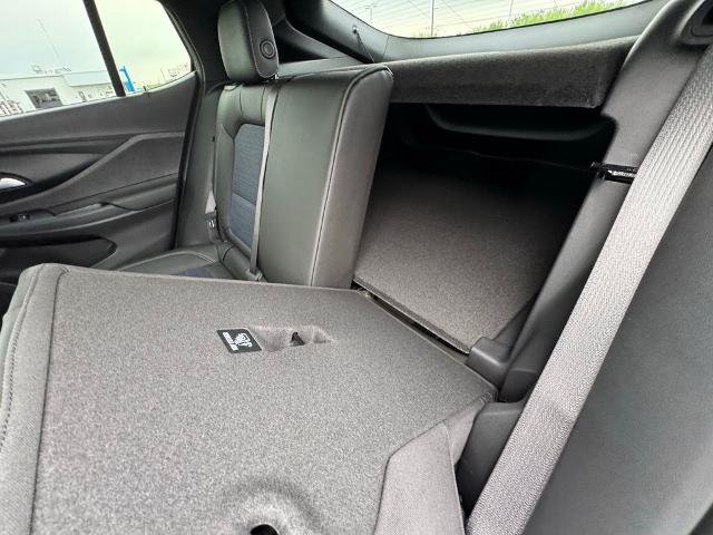 New 2025 Buick Envista Preferred w/ Convenience I Package FWD image 39