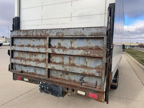 Used 2012 Ford E-350 and Econoline 350 Super Duty RWD image 11
