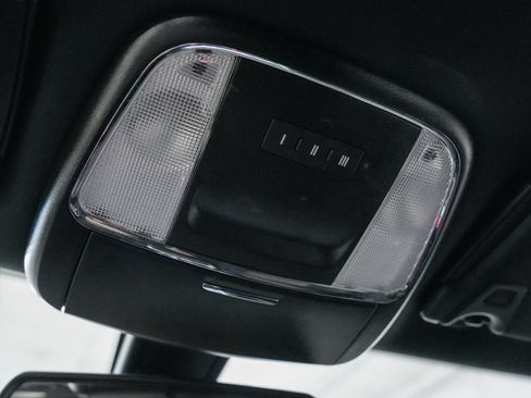 Used 2021 Dodge Charger R/T RWD image 22