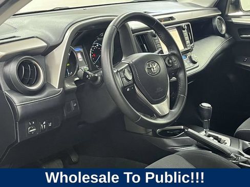 Used 2016 Toyota RAV4 XLE w/ Convenience Package AWD/4WD image 12