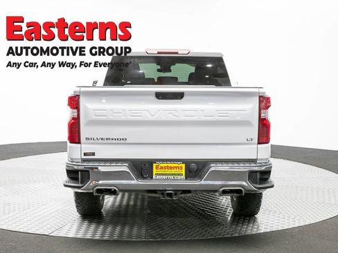 Used 2023 Chevrolet Silverado 1500 LT AWD/4WD image 6