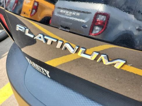 Certified 2023 Ford Escape Platinum FWD image 8