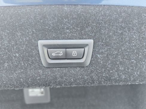 Used 2025 BMW 330i 330i w/ Premium Package image 31