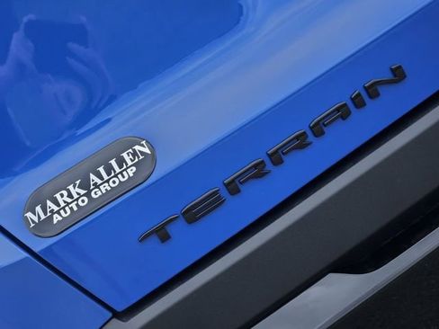 New 2026 GMC Terrain Elevation w/ Black Edition FWD image 7