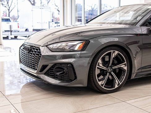 Used 2022 Audi RS 5 w/ RS Driver Assistance Package image 4