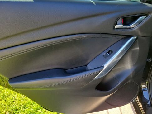 Used 2017 MAZDA MAZDA6 Touring image 11