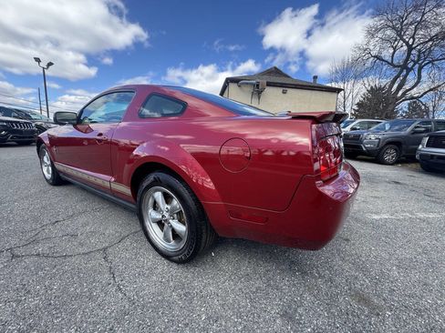 Used 2008 Ford Mustang V6 Deluxe 2dr Fastback image 4