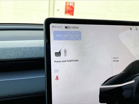 Used 2026 Tesla Model Y AWD image 27