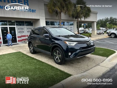 Used 2018 Toyota RAV4 XLE FWD image 1