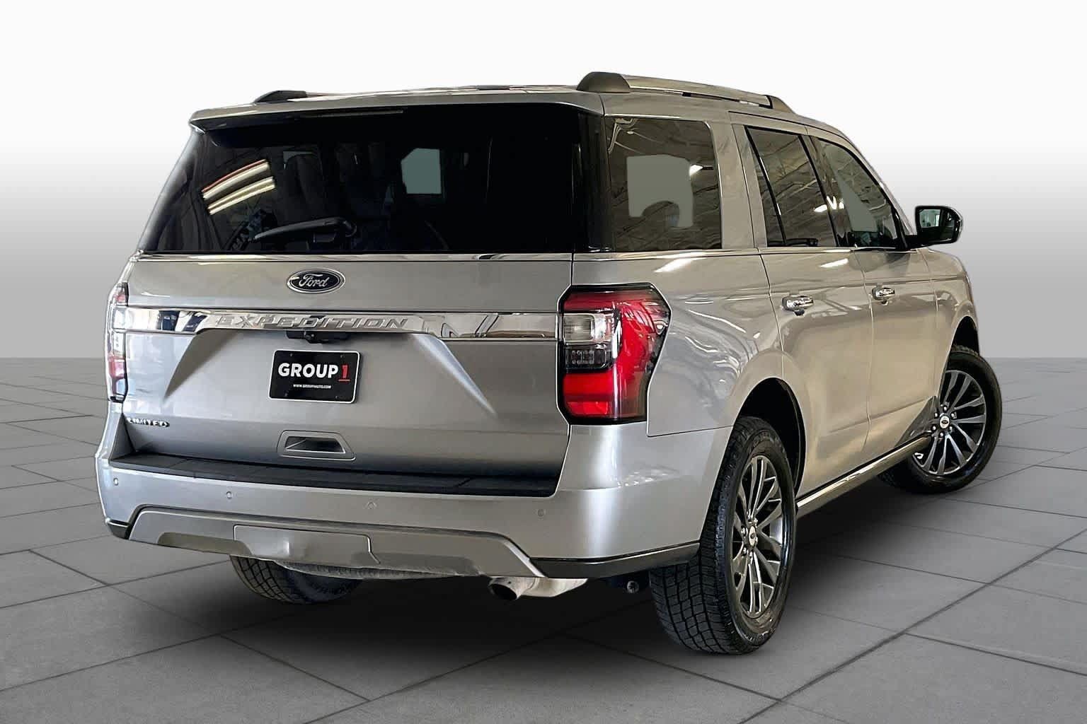 Used 2021 Ford Expedition Limited AWD/4WD image 12