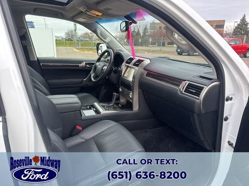 Used 2015 Lexus GX 460 image 36