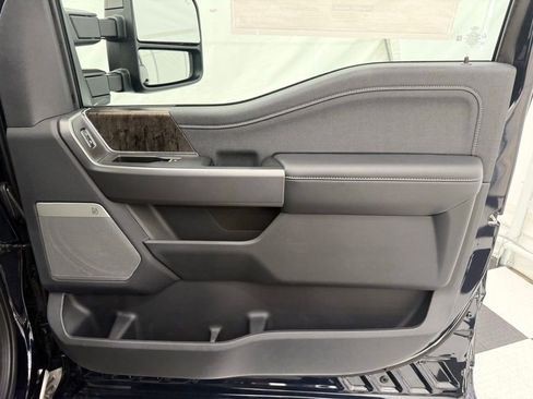 New 2025 Ford F250 Lariat w/ Lariat Ultimate Package image 18