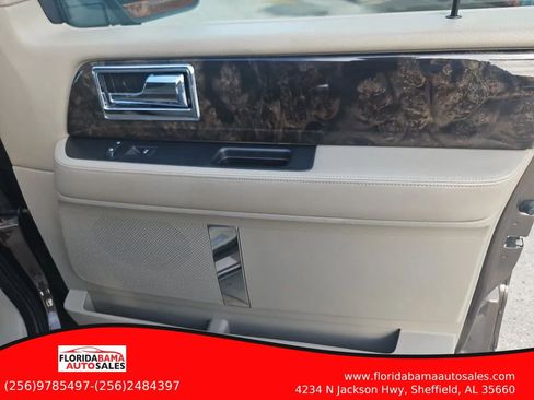 Used 2015 Lincoln Navigator 2WD image 5