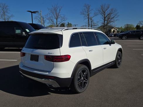 New 2026 Mercedes-Benz GLB 250 4MATIC image 3